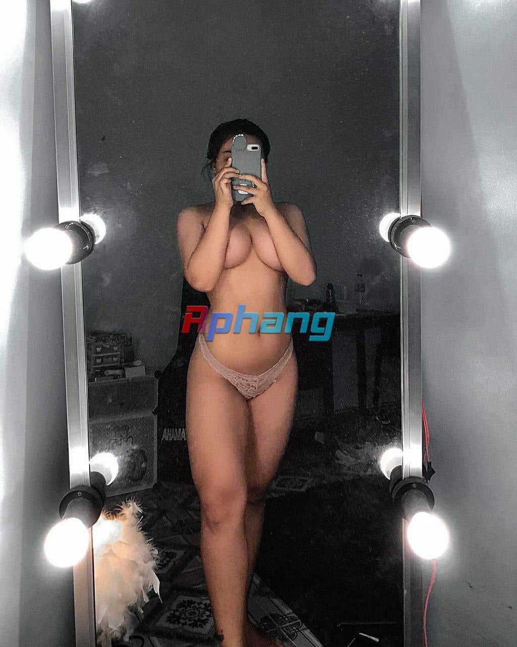 Ffw0VKCUoAApFwQ.jpg