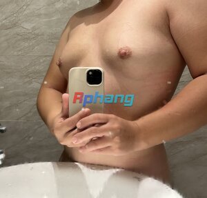 1K4LEM28R_5E18HA.jpeg