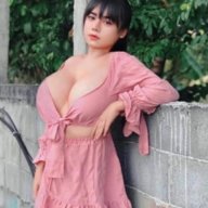 Em gái Hạ