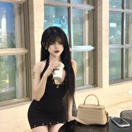Ngoc nelly
